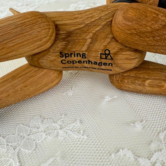 Spring Copenhagen Happy Wooden Dog Figurine Danish Design - In Box - Picture 10 of 10